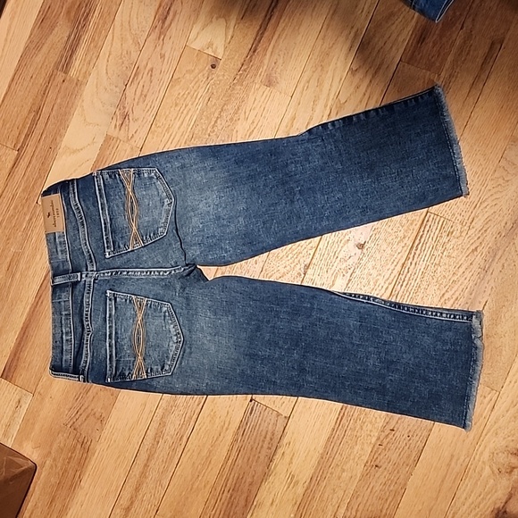 Abercrombie Girls High Rise Ankle Jeans - Picture 5 of 8